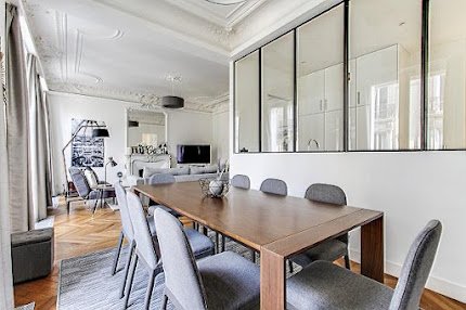 AVENUE MONTAIGNE CHIC AND FRENCH CLASS