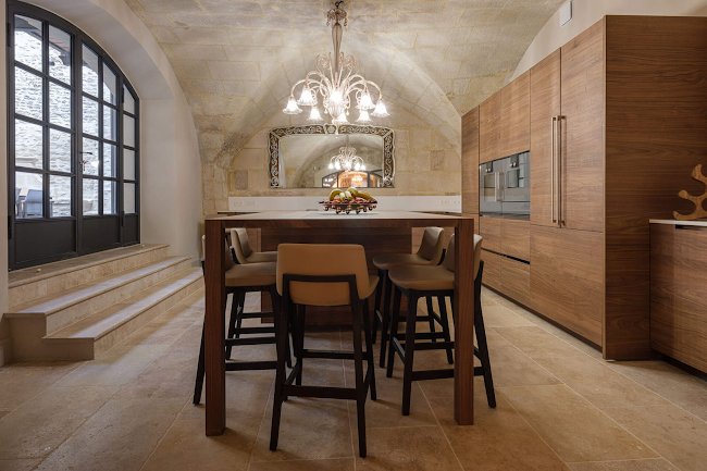 A Magical and Excessive St Remy Villa