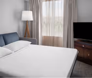 Middle Avenue Apartment