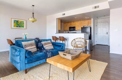 W Magnolia Blvd Serviced Apartment