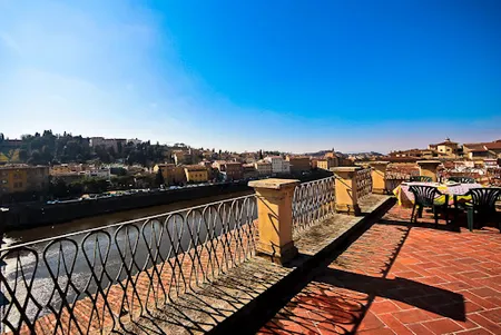 FLORENTINE TOP MANSION WITH STUNNING VIEWS