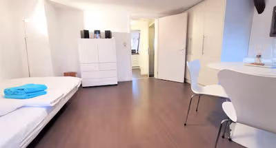 Kramer Serviced Apartment