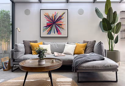 Luxury Urban Oasis: with Garden and Private Studio at 100c WINDMILL ROAD