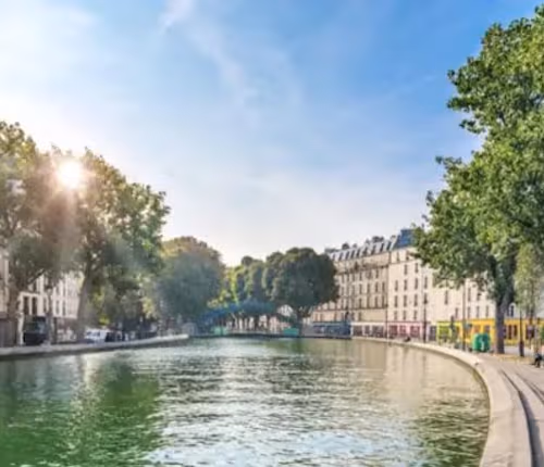 Rue Lucien‑Sampaix Serviced Apartment