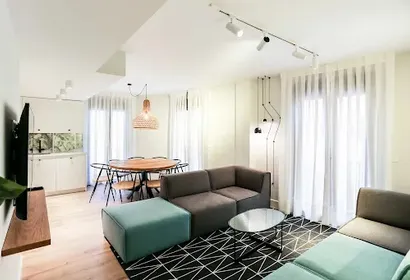 Real Serviced Apartment