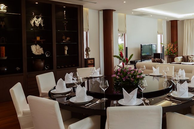 A Glamorous Villa Paradise in Phuket