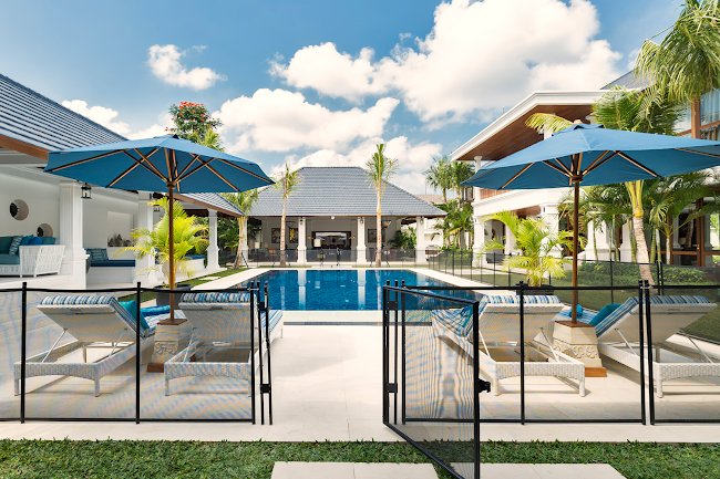 A Quiet Luxury Villa in Petitenget