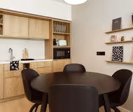 Zimmerstraße One Bedroom Apartment