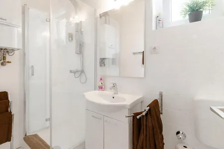 Karolingerstraße Serviced Apartment