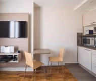 Boulevard Serviced Apartment