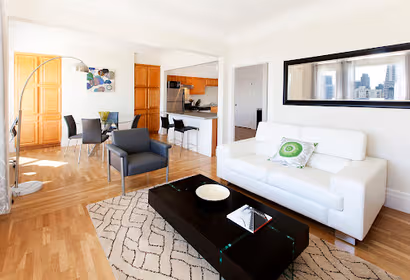 17th Street Apartments