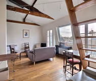 Comfy living area at Eiffel View Serviced Apartment, Palais-Bourbon