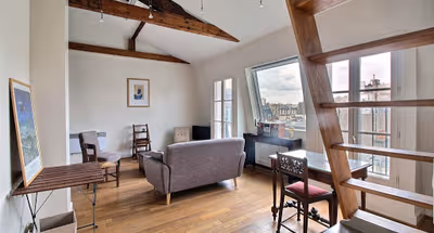 Comfy living area at Eiffel View Serviced Apartment, Palais-Bourbon