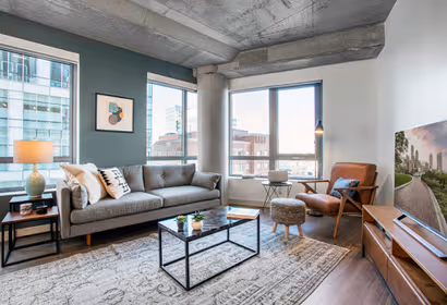 Ames Street Apartment, Kendall