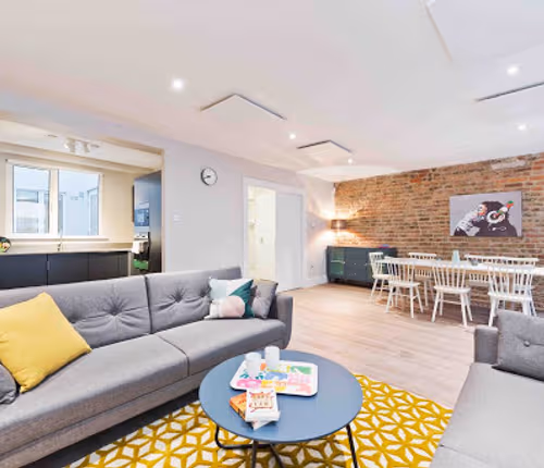 Temple Bar Crown Square