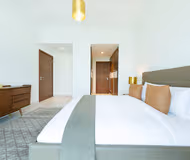 Premium 1 Bedroom Overlooking Dubai Frame