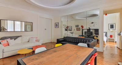 1 Bedroom Square du Trocadero Champs Elysées