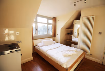 Double Studio Apartment - Tooting - Northern Line