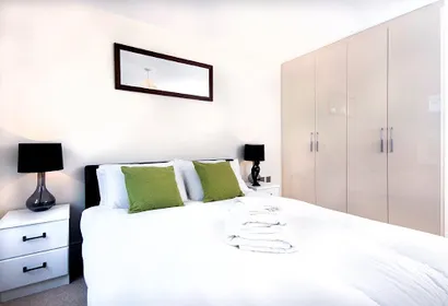 Taylor Place serviced apartments, Chiswick