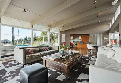 Hollywood Blvd Apartments