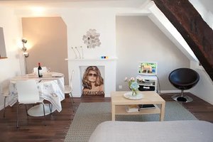 Elegant Parisian Studio in Marais 4eme