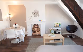 Elegant Parisian Studio in Marais 4eme