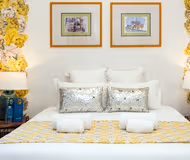 King sized bedroom at SENTIER SERVICED APARTMENT