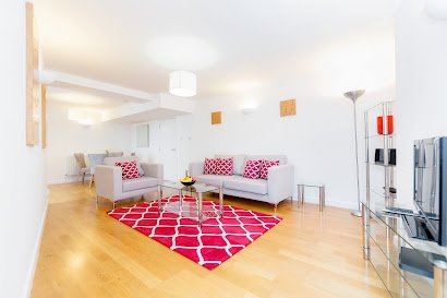 Kew Bridge Court