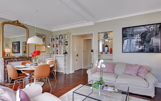 Caulaincourt Charm