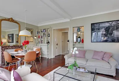 Caulaincourt Charm