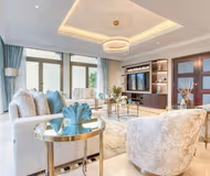 Exclusive 5-Bedroom Villa in Frond O, Palm Jumeirah