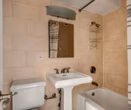 Bathroom - 1 bed apartment