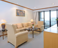 Phibun Songkhram Road Serviced Apartment