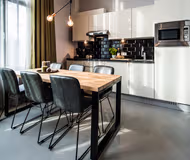 Dining space at Zeeburgerpad Dockland Serviced Apartment, Oosterparkbuurt