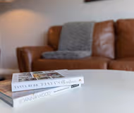 Stunning 1 Bed Merchant City Apartment with Parking