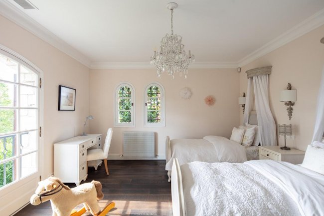 Sensational Luxury Villa Near Antibes