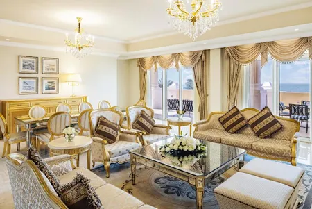 Crescent West 4 Bedroom Penthouse Apartment