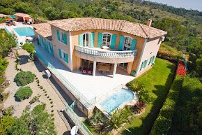 Luxury Modern Villa With Jaw Dropping Views in the Heart of the Riviera in cote-dazur