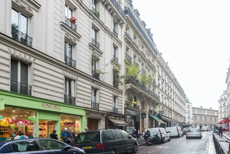 ABBESSES SERVICED APARTMENT MONTMARTRE