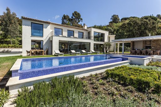 Luxury Villa With Stunning Ocean Views Over Cote D'Azur
