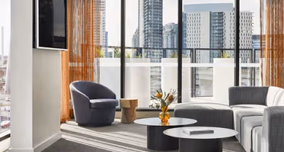 Normanby Rd Apartment