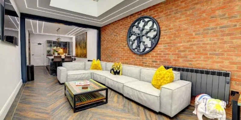 Living area - 3 bed apartment