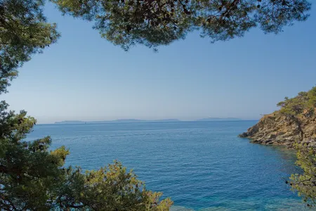 A Luxurious French Riviera Villa
