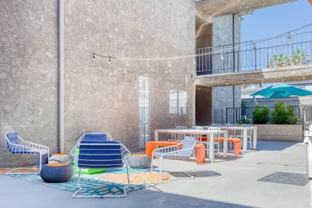 Catalina Ave Serviced Apartment