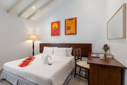 Luxurious Beach Villa In Kalim Beach