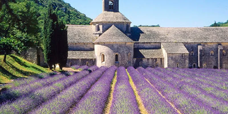 Quintessential Provencal Villa in the Hamlet of Maubec
