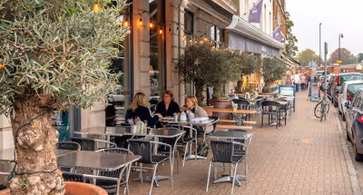 Hampton Court Two Beds with Terrace