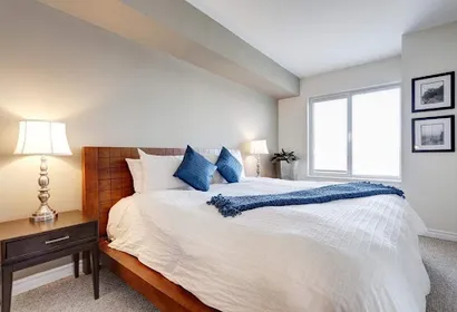 50 Laurier