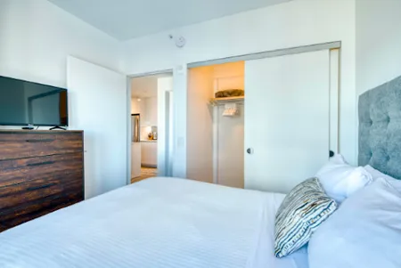 Hub House Apartments