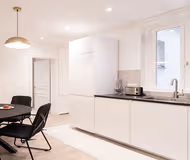 Paris 8 Avenue de Wagram - Designer's Abode